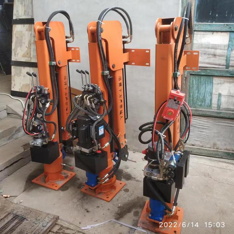 沙坡头区重汽蓝牌随车吊 3.2吨 国六动力强 液压驱动 农用自卸起重机